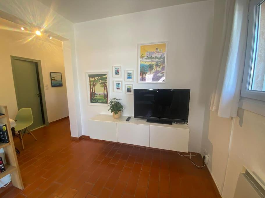 Apartamento Simone, Maison, Quartier Calme, Grande Terrasse, Spa, Barbecue, 2
