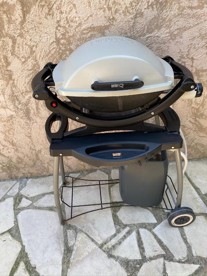 Simone, Maison, Quartier Calme, Grande Terrasse, Spa, Barbecue, 2 Appartement